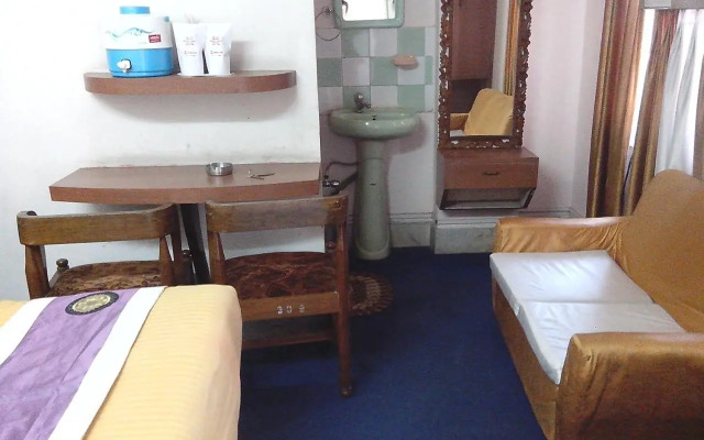 Hotel Mahalaxmi Indo Myanmar