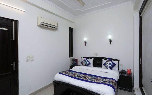 OYO 15130 Cape Jasmine Regency