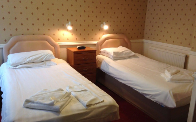 Cliffdene Hotel