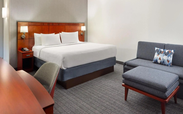Courtyard by Marriott - Atlanta Executive Park/Emory