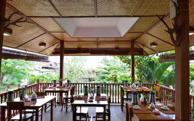Teak Wood Hotel