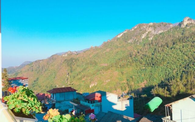 Cloud House Sapa