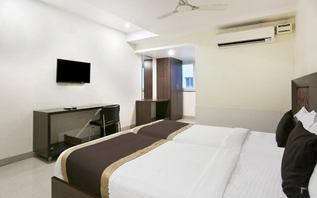 Deccan Inn By OYO Rooms