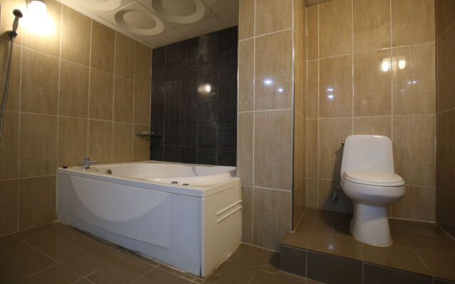 R.I Spa Hotel