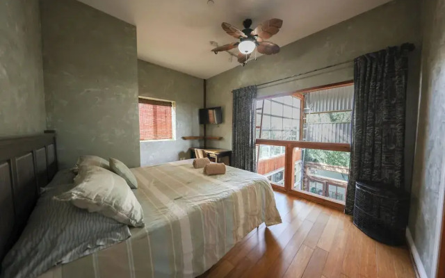 Bamboo Loft 6BR