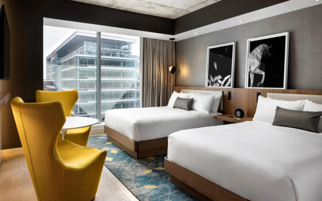 Humaniti Hotel Montreal, Autograph Collection