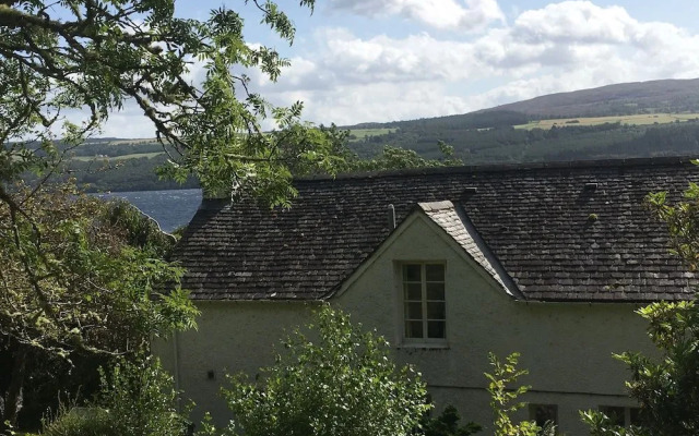 Loch Ness Lodge