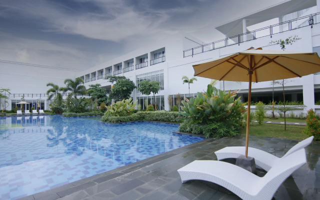 Raja Hotel Kuta Mandalika Resort & Convention