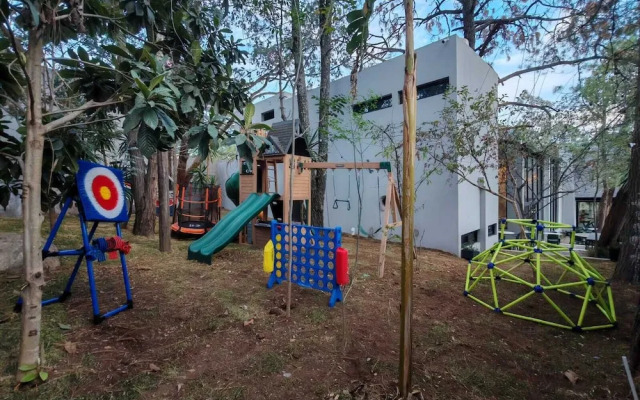 Serenzzo Hotel & Cuisine