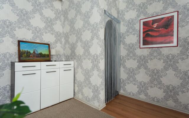 Две Подушки на улице Маяковского