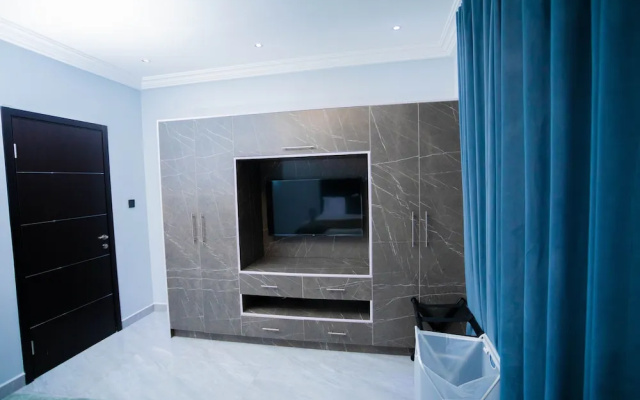 The Pearl Luxury Apartments