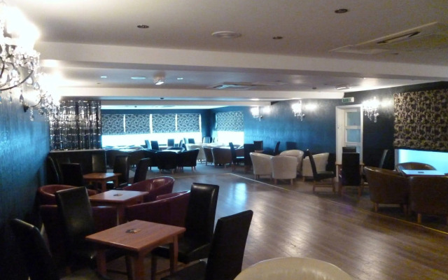 Cliffdene Hotel