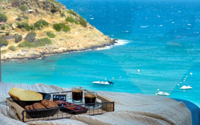 Beachfront 2 Bedroom Villa With Jacuzzi