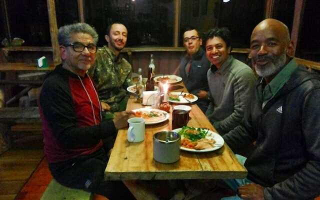 Iyok Ami Hostel Tours