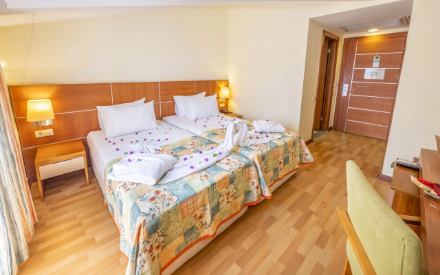 Viking Park Hotel