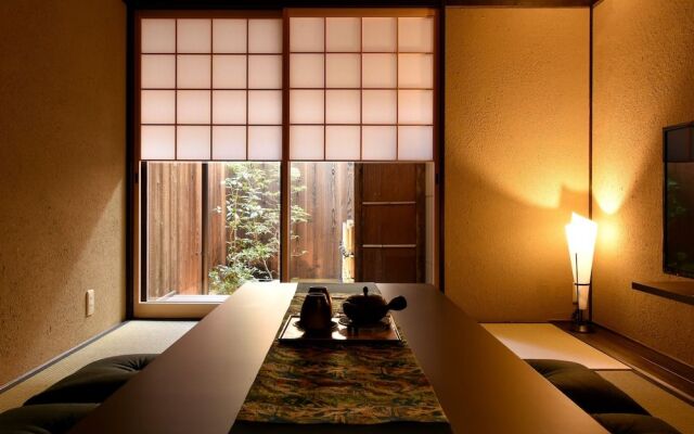 Rinn Premium Koki East