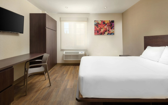 Extended Suites Queretaro Juriquilla