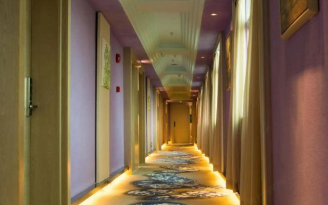 Loves Hotel