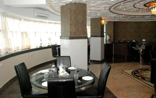 Treebo Trend Orient Grand