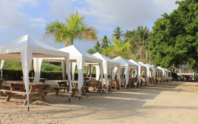 Laiya White Cove Beach Resort