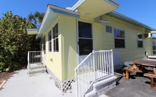 Rock Lobster Cottage 2 One-bedroom Apartment