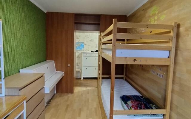 Апартаменты на улице Бажова 15 корпус 1