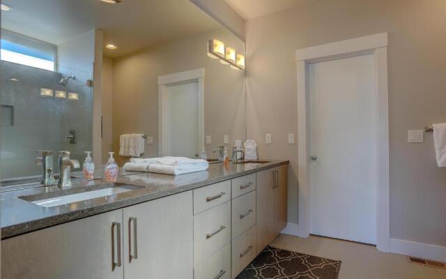 Casa Del Stoke-Rvr Vw-AC-3BR/3B