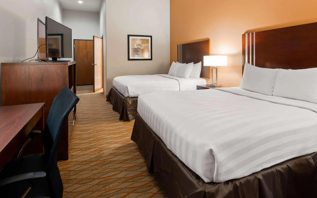 Best Western Plus Spring Inn & Suites