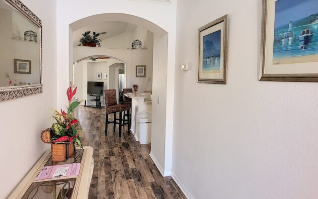 446 Lake Shore Parkway