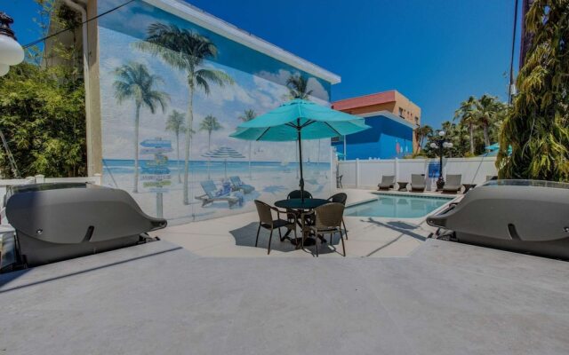 Lulu's Key House Green 1/1 Upstairs