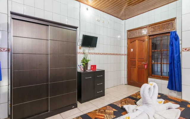 ZEN Rooms Mataram Arjuna 1