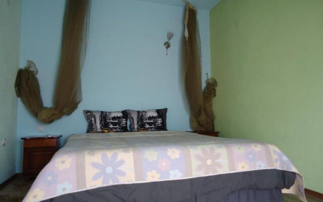 Dionis Hotel
