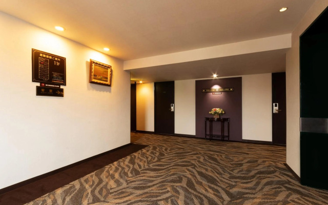 Toyo Hotel