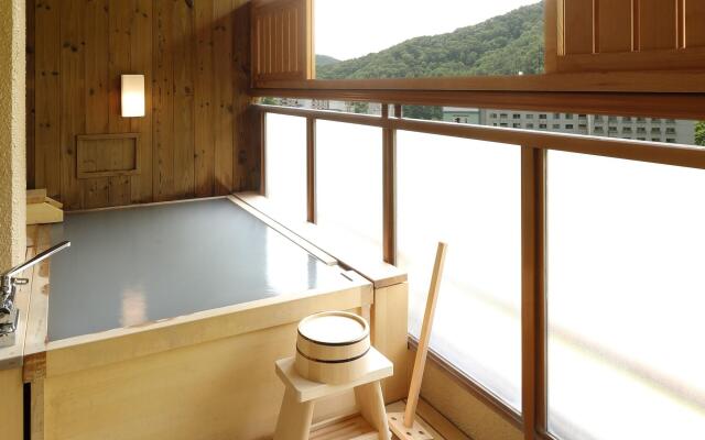 Ryotei Hanayura Ryokan