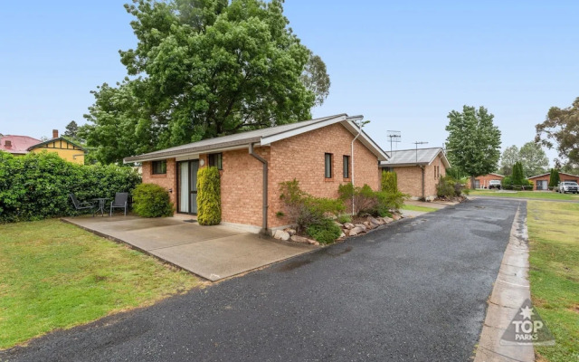 Fossicker Caravan Park