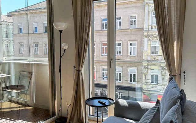 Vienna Sunny Side Up Apartments