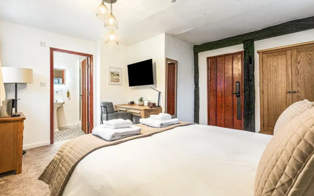 The George Inn Hotel Rooms
