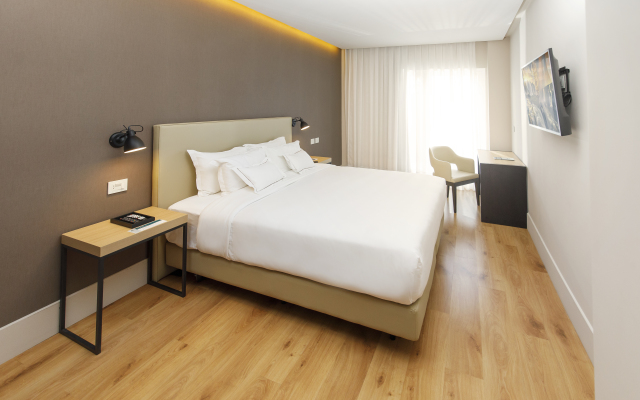 Palmaroga Hotel Asuncion, Tapestry Collection by Hilton