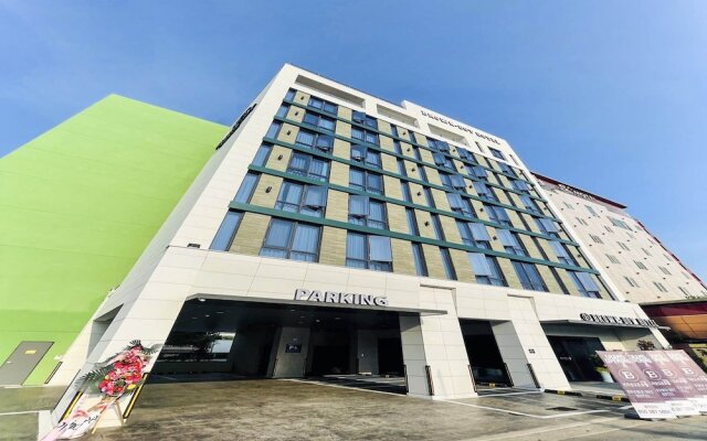 Browndot Hotel