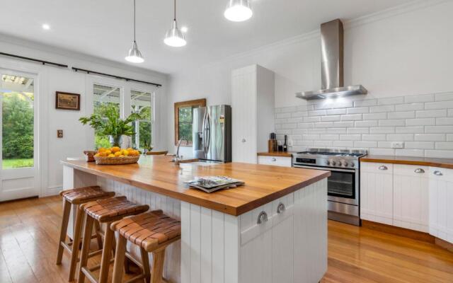 Botham's Beauty - Blenheim Holiday Home