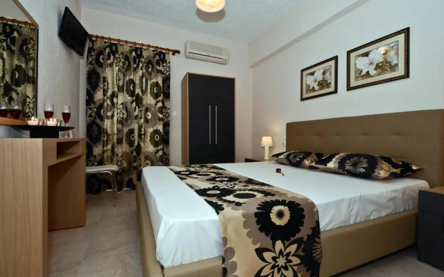 Oasis Deluxe Apartments