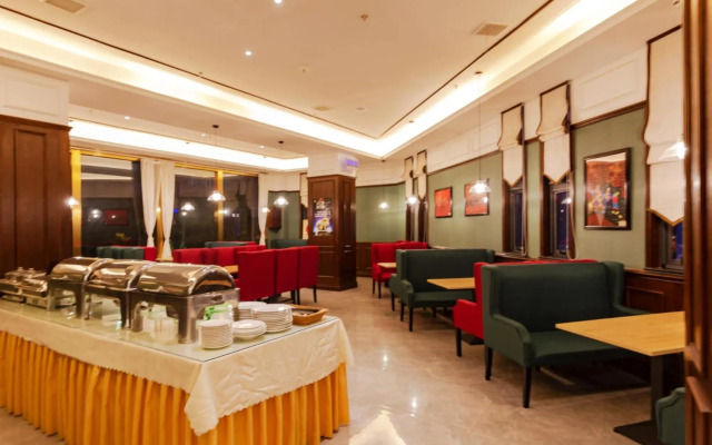 Dayan Pagoda Madison Hotel