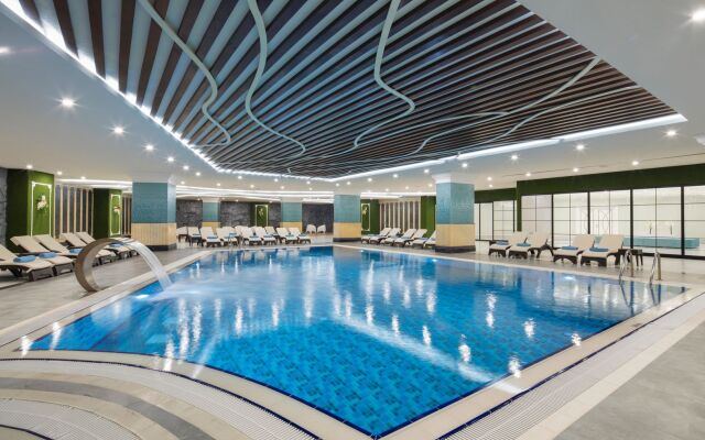 Granada Luxury Beach 