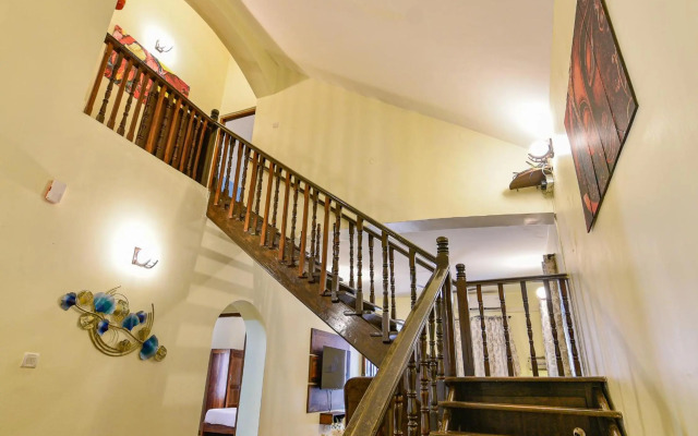 GR Stays WHITE HOUSE 4bhk Private Pool Villa in Calangute