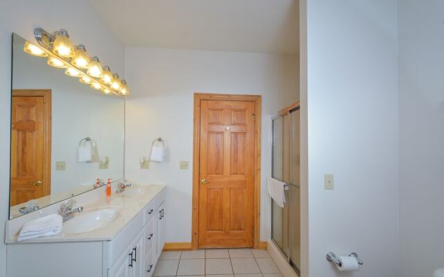 Forever Yours 6 Bedroom House