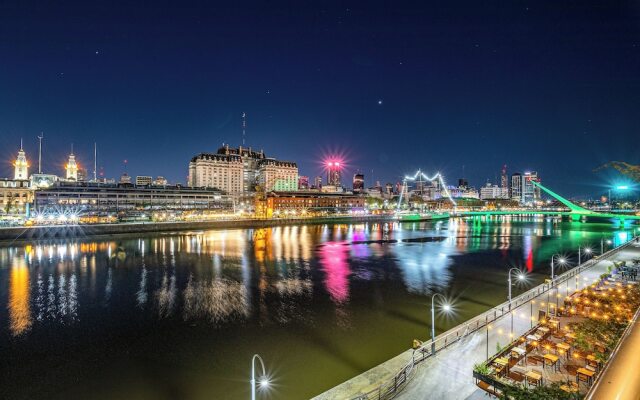 2BR Family Apt Puente de la Mujer View