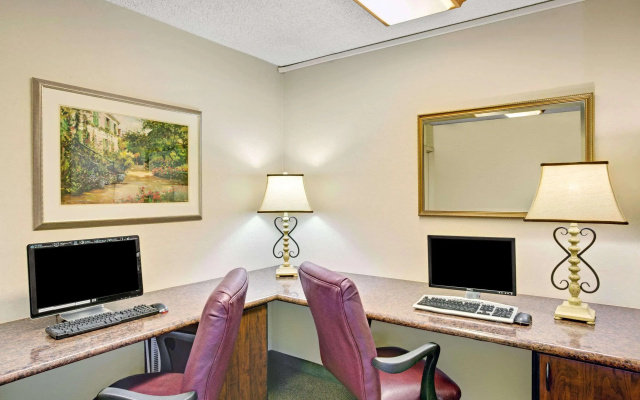 Baymont Inn & Suites Murray
