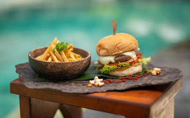 Alam Anda Ocean Front Resort & Spa