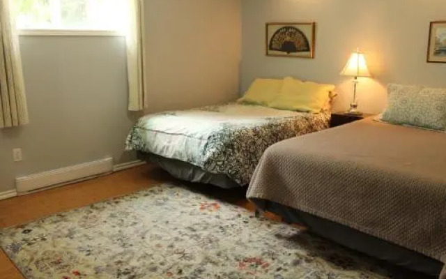 Revelstoke Mountain Guesthouse
