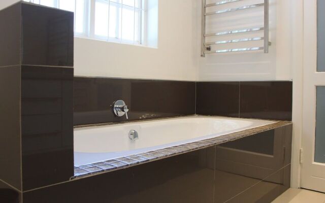 Alphen Lodge Constantia